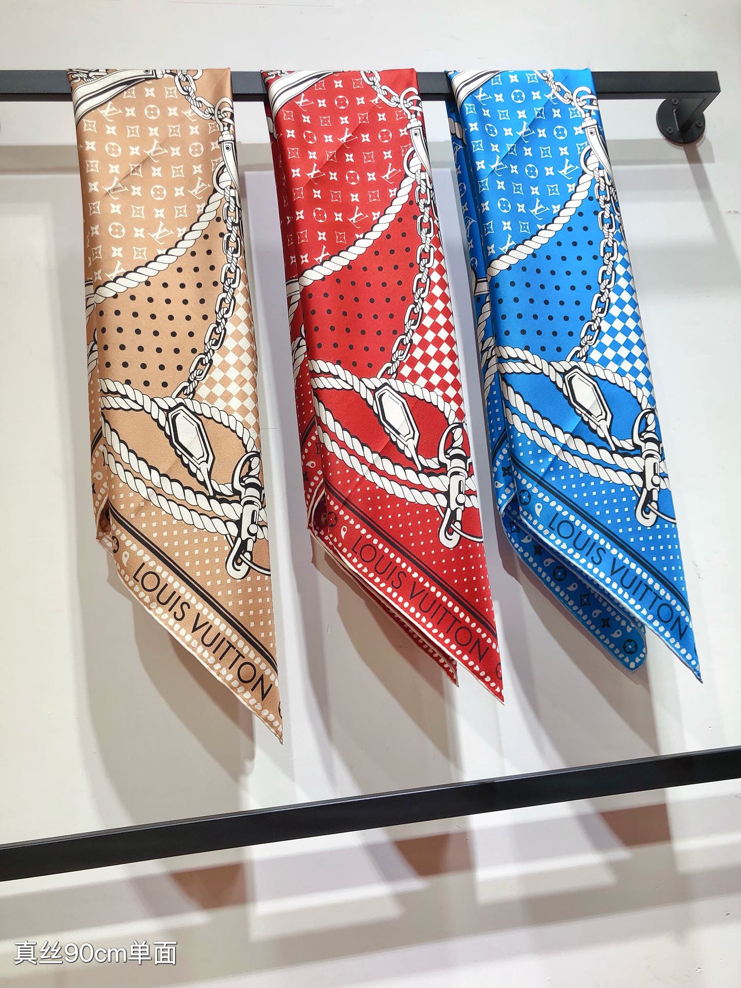 LV Sailor Bandana Square 90 M79802